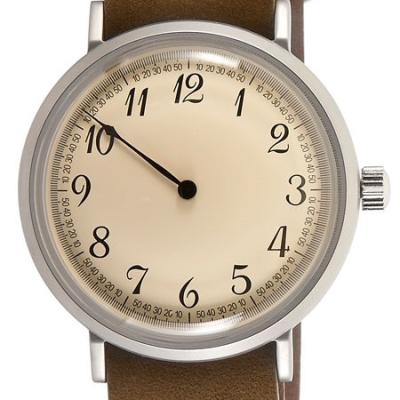 Red Star Solo, Hand Wind Mechanical Watch with Thick Dome Crystal