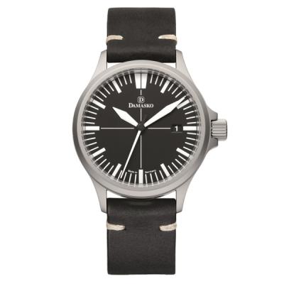 Damasko Swiss Automatic Watch with a 39mm Bead-Blasted Submarine Steel Case
