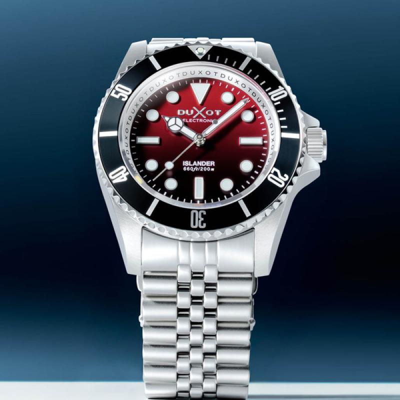 Duxot x Islander Atlantica Electronic Dive Watch with Degrading Red Dial